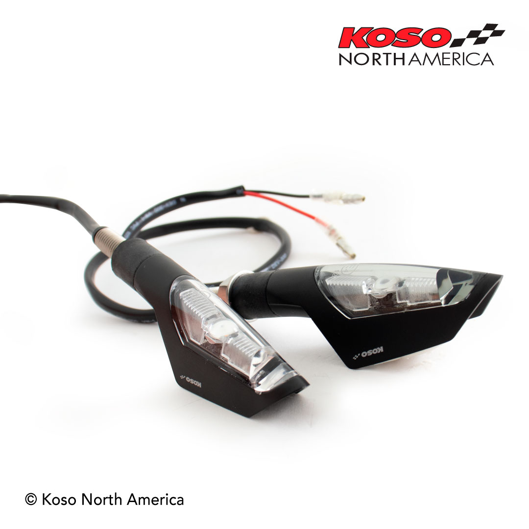Koso Jet frecce LED moto nero lente chiara coppia M8
